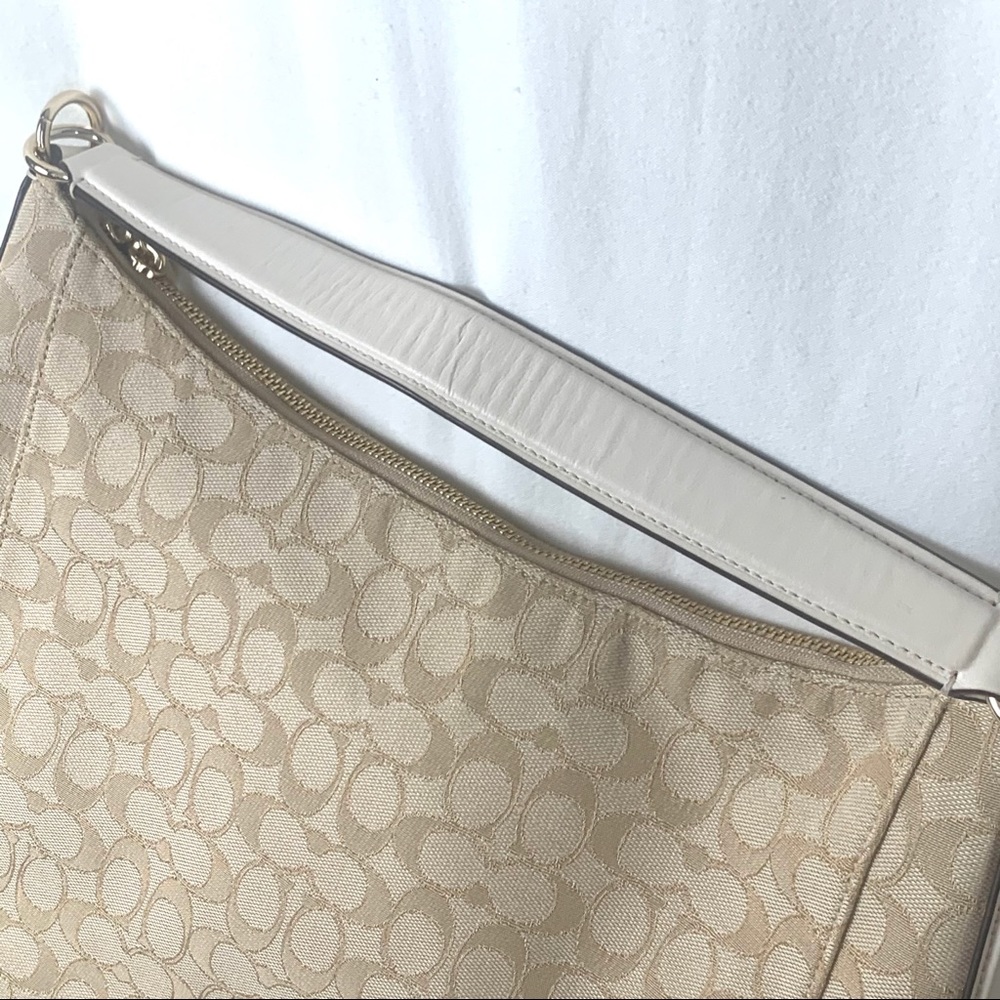 Coach Celeste Hobo Bag Outline Signature F58327 - Picture 4 of 15